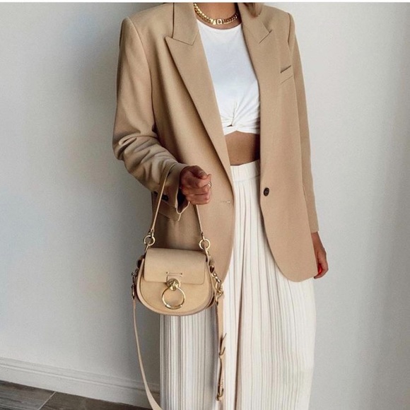 Zara Oversized Blazer - Picture 2 of 16